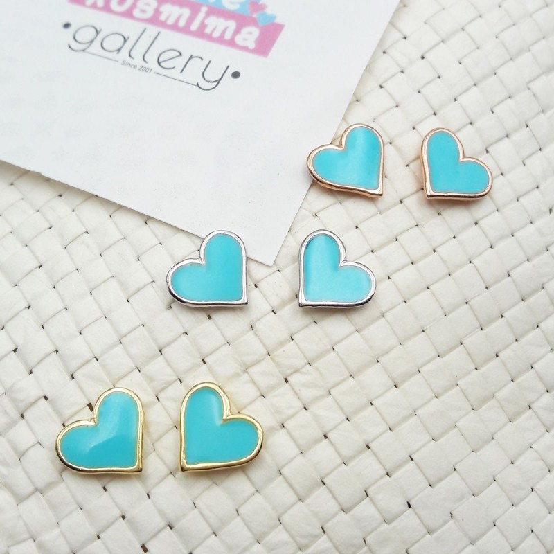 heart-earrings-light-blue